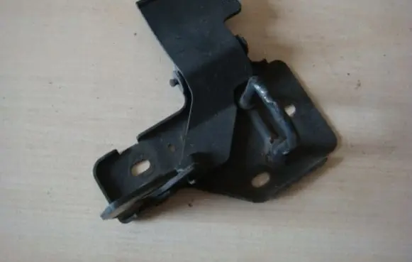 Volkswagen Polo IV 9N3 Engine bonnet/hood lock/latch loop/hook 