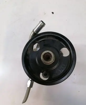 Chrysler Sebring (JS) Power steering pump 04792574AA
