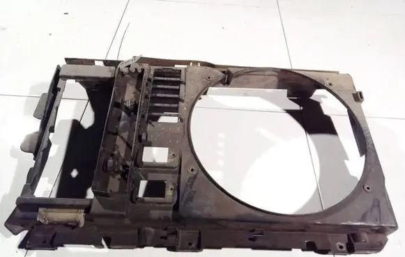 Peugeot 406 Radiator cooling fan shroud