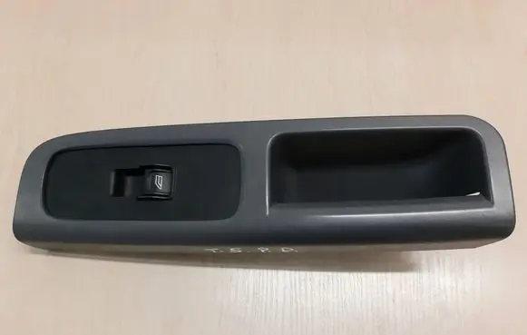 Volvo V50 Electric window control switch 30773214 8679474