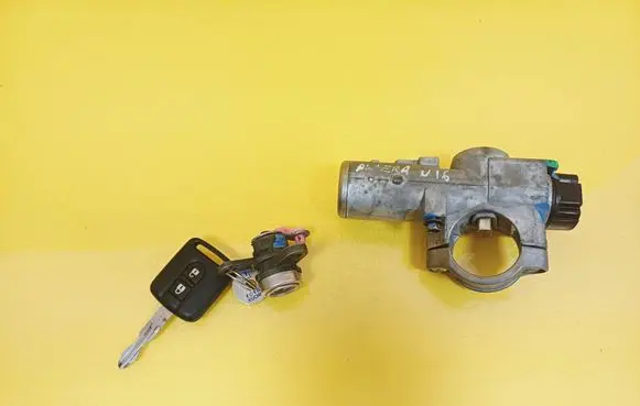 Nissan Almera N16 Ignition lock 