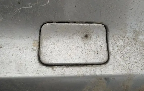 Rear bumper row hook cap/cover