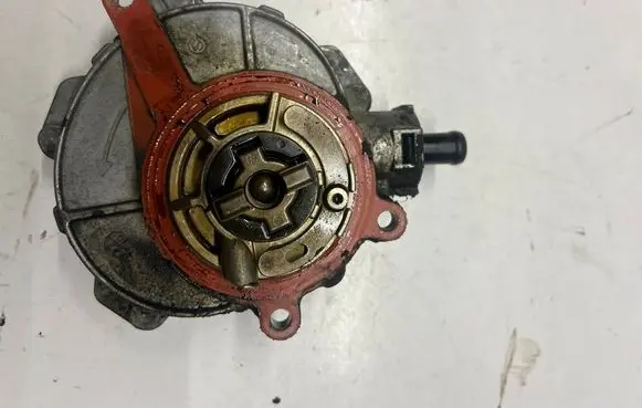 Audi S5 Timing chain cover 06E145105