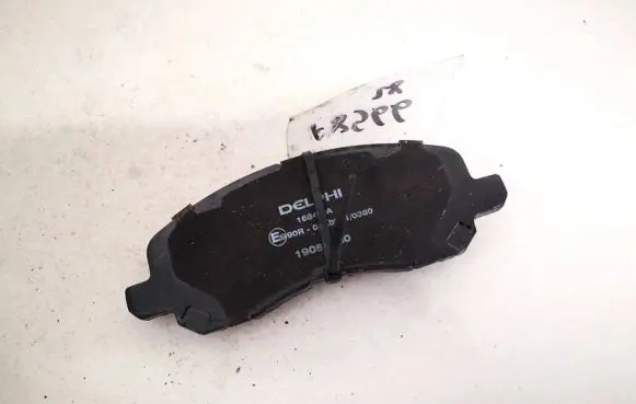 Chrysler Sebring (ST-22 - JR) Brake pads (front) 90r02a08410380