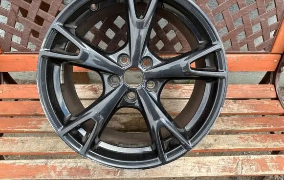 Ford Focus ST R18 alloy rim 