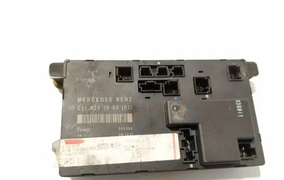 Mercedes-Benz E W211 Door control unit/module 2118201585