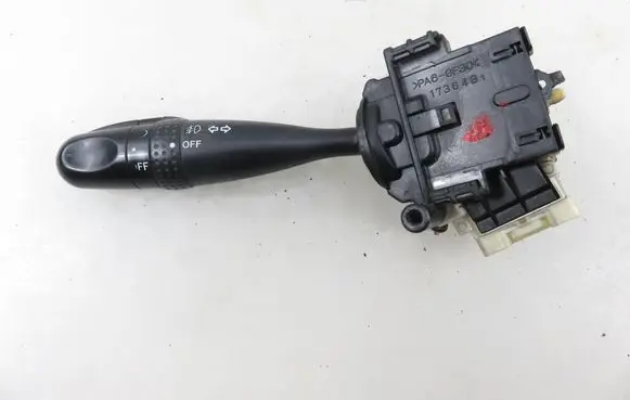 Toyota RAV 4 (XA20) Wiper turn signal indicator stalk/switch 42010173682