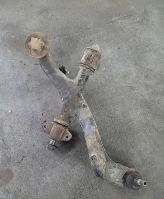 Renault Master II Front lower control arm/wishbone