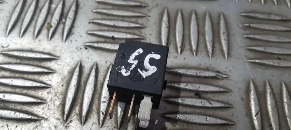 Mercedes-Benz CLK A209 C209 Other relay 0025421119