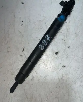 Peugeot 5008 Fuel injector 9686191080