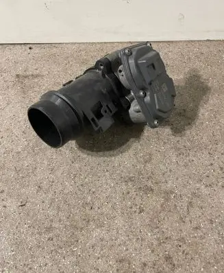 BMW 3 F30 F35 F31 Engine shut-off valve 8519492 11884414