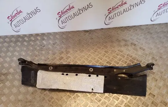 Audi A3 S3 8V Wiper trim 8V0806239B 011607