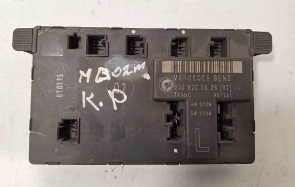 Mercedes-Benz C W203 Door control unit/module 2038205526
