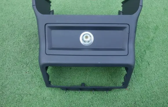 Other center console (tunnel) element