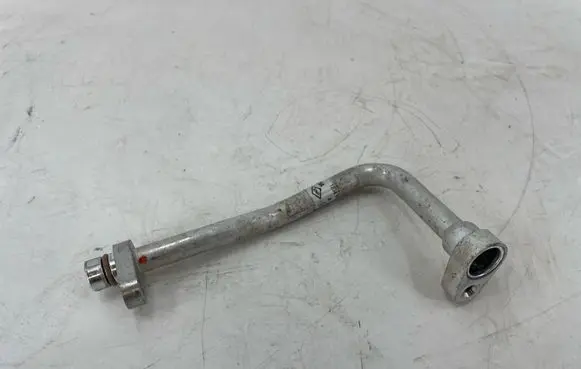 Renault Megane E-Tech Air conditioning (A/C) pipe/hose 924415MZ6A