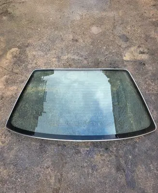Audi V8 Rear windscreen/windshield window 