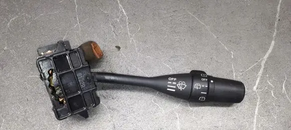 Nissan Almera Windshield washer fluid level sensor 