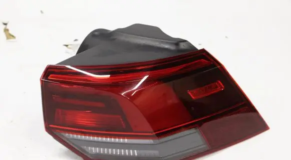 Volkswagen Golf VIII Rear/tail lights 5H0945096C