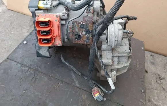 Citroen DS5 Electric car motor 0437507008 9800189280 20130308