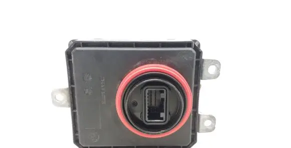 Mitsubishi Outlander Headlight ballast module Xenon 92170E10