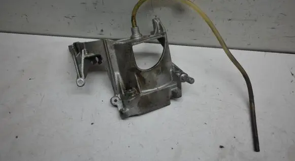 Peugeot 308 SW Fuel filter bracket/mount holder 9672309580