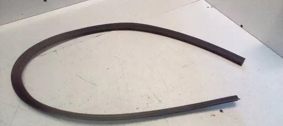 BMW 5 F10 F11 Rubber seal rear door 7182301