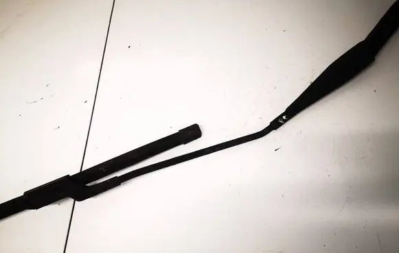 Ford Kuga I Front wiper blade arm 