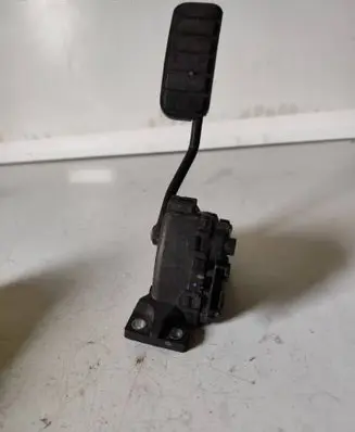 Opel Movano A Accelerator throttle pedal 6PV00811904