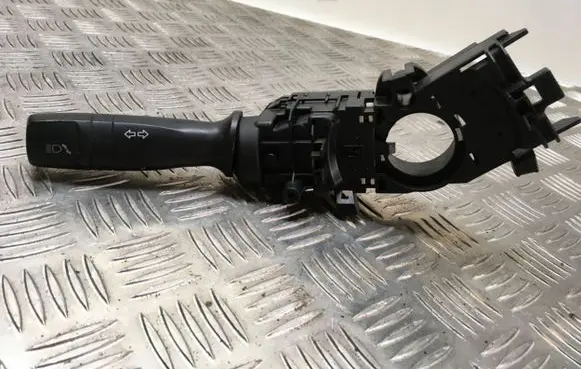 Hyundai i40 Indicator stalk 1410206156