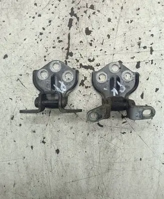 SsangYong Rodius Front door hinge set 