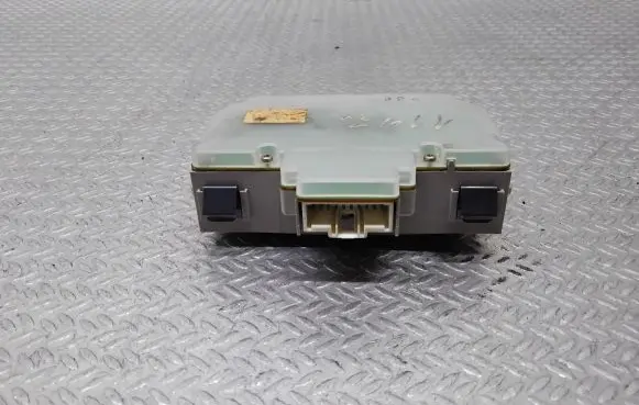 Mitsubishi Grandis Climate control unit