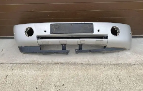 Land Rover Range Rover L322 Front bumper