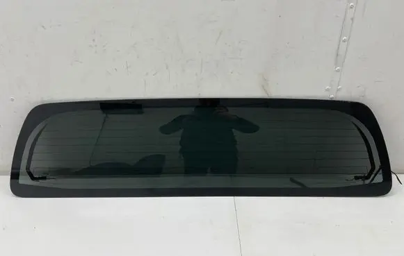 Toyota Hilux VIII Rear windscreen/windshield window