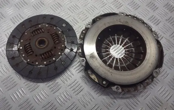 Nissan Note (E11) Clutch set kit