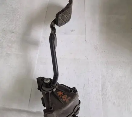 Audi A4 S4 B6 8E 8H Accelerator throttle pedal 6PV00802608 8E2721523A