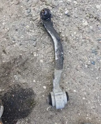 Mercedes-Benz C W204 Front lower control arm/wishbone