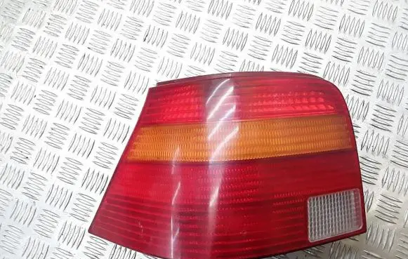 Volkswagen Golf IV Rear/tail lights