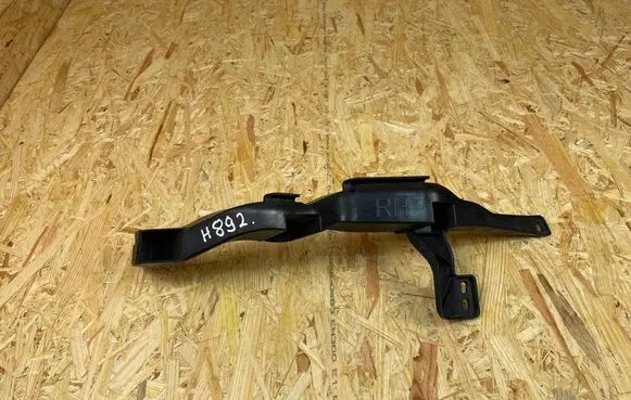 Opel Astra K Headlight/headlamp mounting bracket 13423701