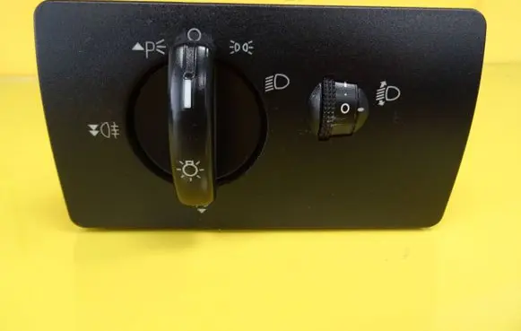 Ford Mondeo Mk III Light switch 4S7T13A024BA