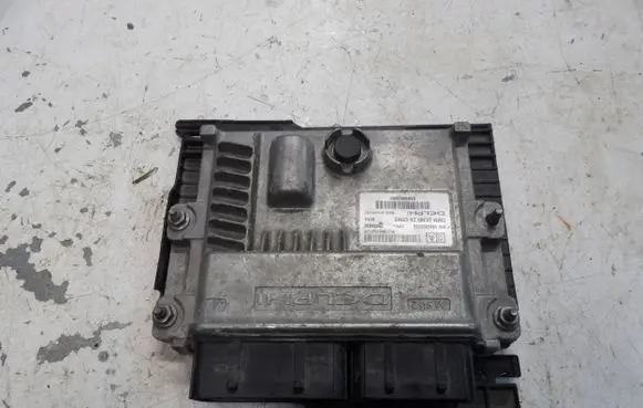 Peugeot 308 Engine control unit/module 9804828580 28426832 9809657680