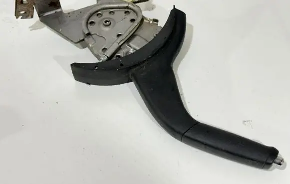 Mitsubishi Outlander Handbrake/parking brake lever assembly