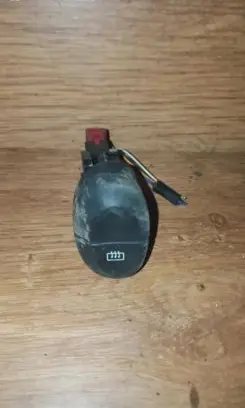 Renault Megane I Windscreen/window heater switch