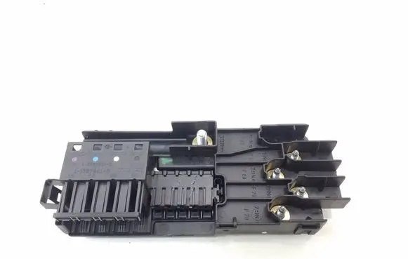 Mercedes-Benz E W211 Fuse module A2115452301