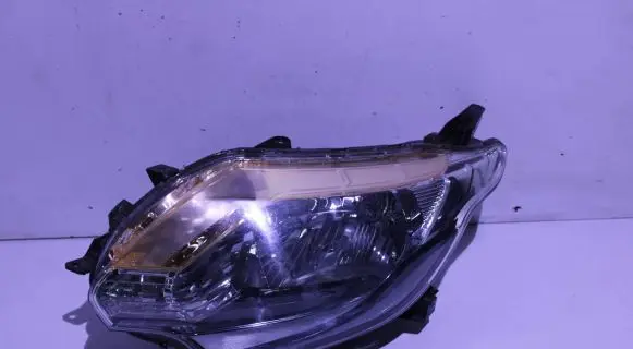 Mitsubishi L200 Headlight/headlamp HMF25M