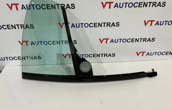 BMW 6 F06 Gran coupe Rear side window