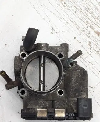 Volkswagen Sharan Throttle valve 06A133062B
