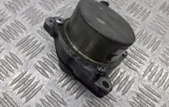 Opel Corsa D Vacuum pump