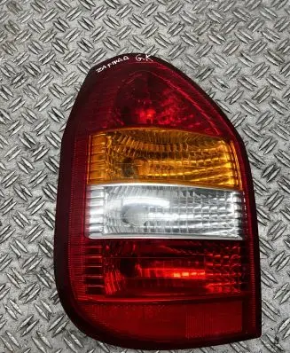 Opel Zafira A Rear/tail lights