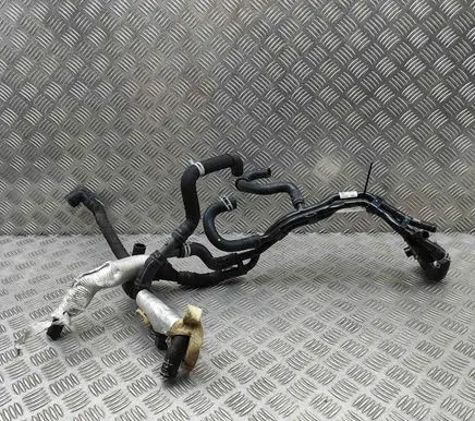 Volkswagen Multivan T6 Engine coolant pipe/hose 7T0121064AJ