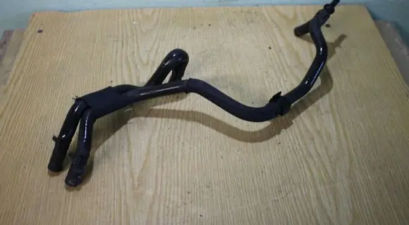 Volkswagen PASSAT B6 Engine coolant pipe/hose 1K0122447AD